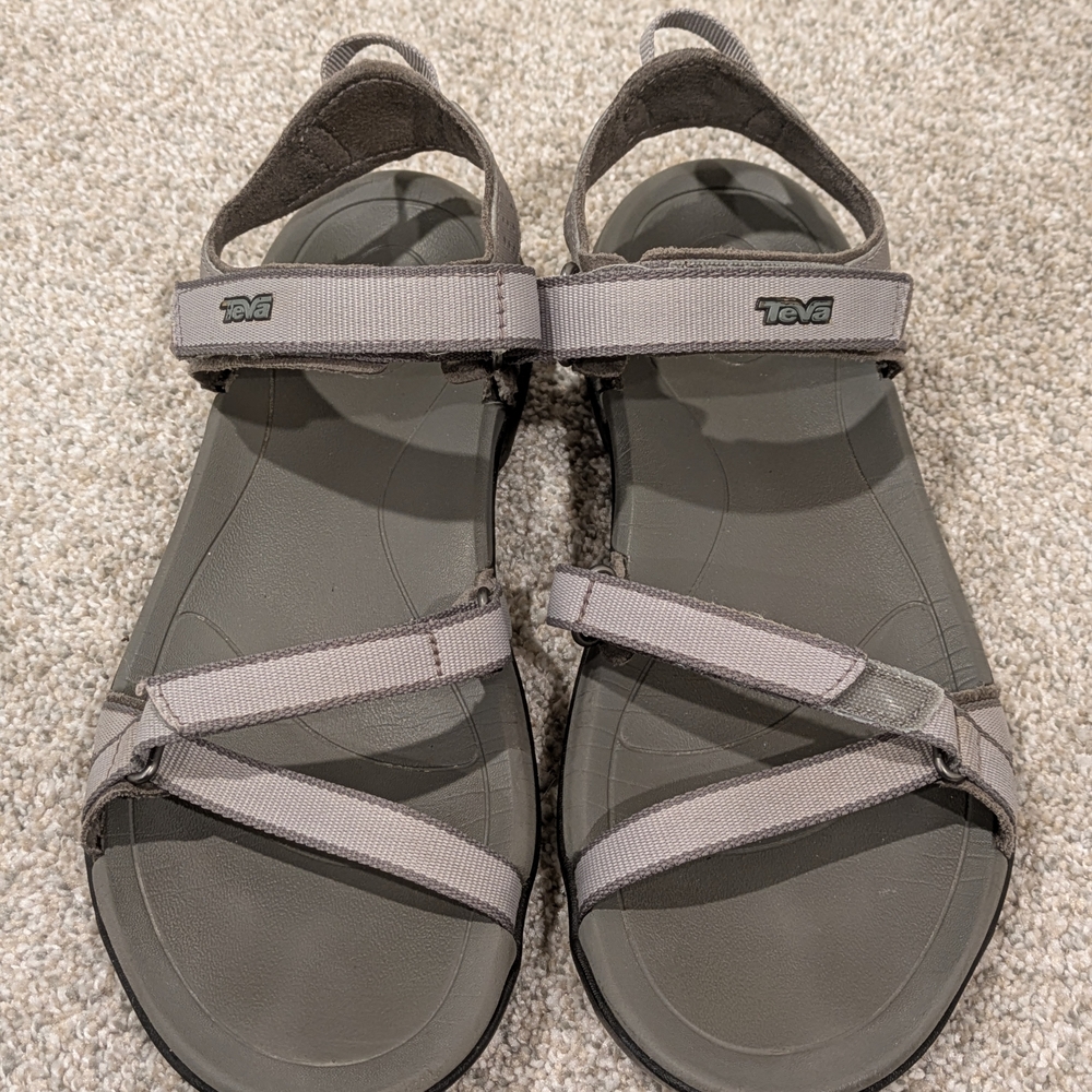 Teva Gray Adjustable Strap Sandals. Size 8